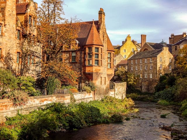 City Guides: Things to do While Boating in Edinburgh, Scotland