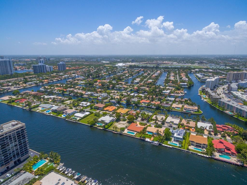 Our Top Six Docks for Rent in Hallandale Beach, FL