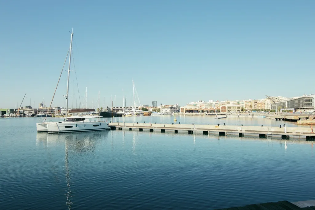 City Guides: Things to do While Boating in Valencia, Spain