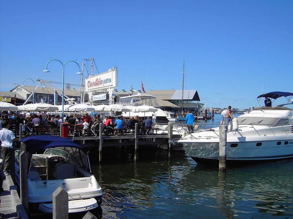 Dock and Dine: 10 South Florida Restaurants you can Visit by Boat