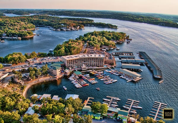 City Guides: Things to do While Boating in Lake of the Ozarks, Missouri