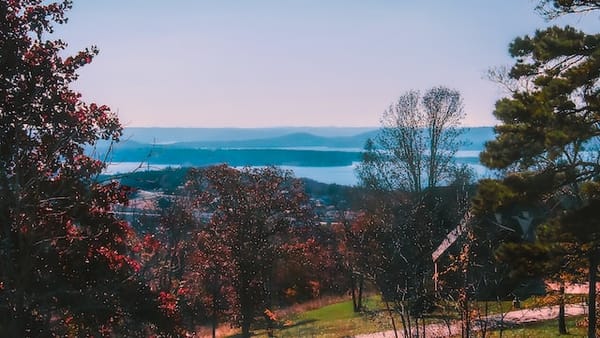 City Guides: Things to do While Boating in Branson, Missouri