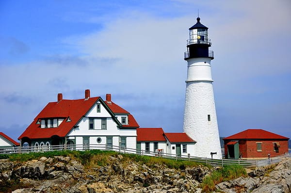 Coastal Sites: Lighthouses in Maine
