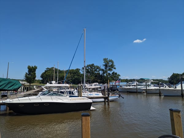 Dock and Dine: Restaurants to Visit Via Boat in Richmond, Virginia