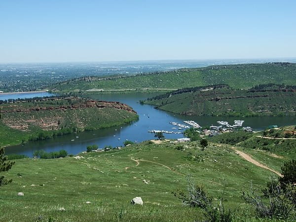 Lake Life: Eight Colorado Mountain Lakes for Boating Bliss