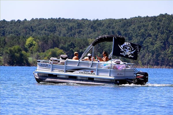 Fishing Fun: The Best Pontoon Boats for Fishing