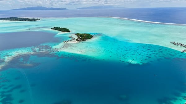 City Guides: Things to do While Boating in Bora Bora, French Polynesia